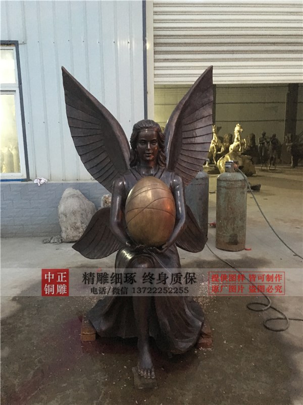設(shè)計西方人物雕塑.jpg